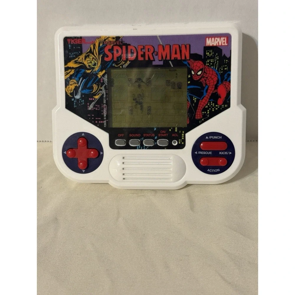 2020 Spider Man Hasbro Tiger Electronics Handheld Game Marvel - Works